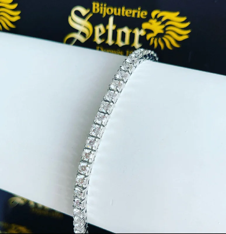 Simple gold bangles for women-Diamond tennis bracelet