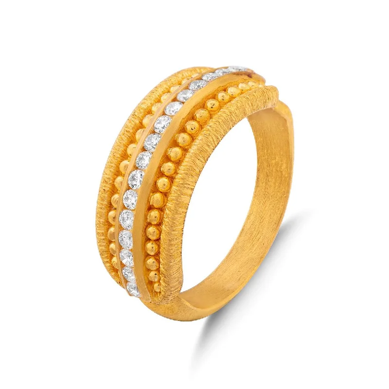 Gold wedding bands for couples-Linea Ring