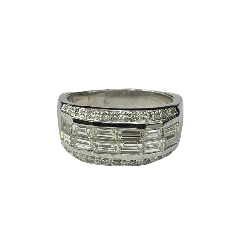 Fashion rings with birthstones for men-Unisex Baguettes Two Row Diamond Band Ring White Gold 18kt