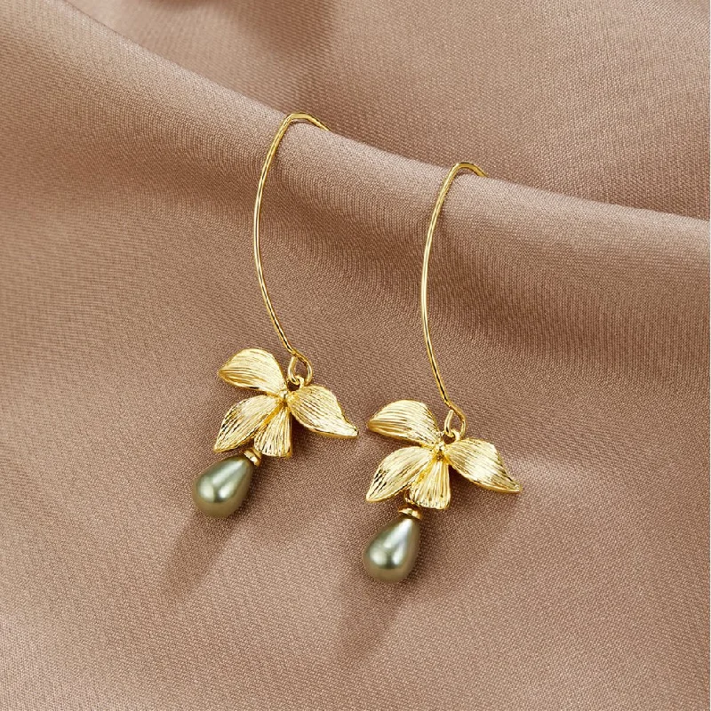 pearl stud earrings for casual wear -Jade Pearl & Petal Drop Earrings